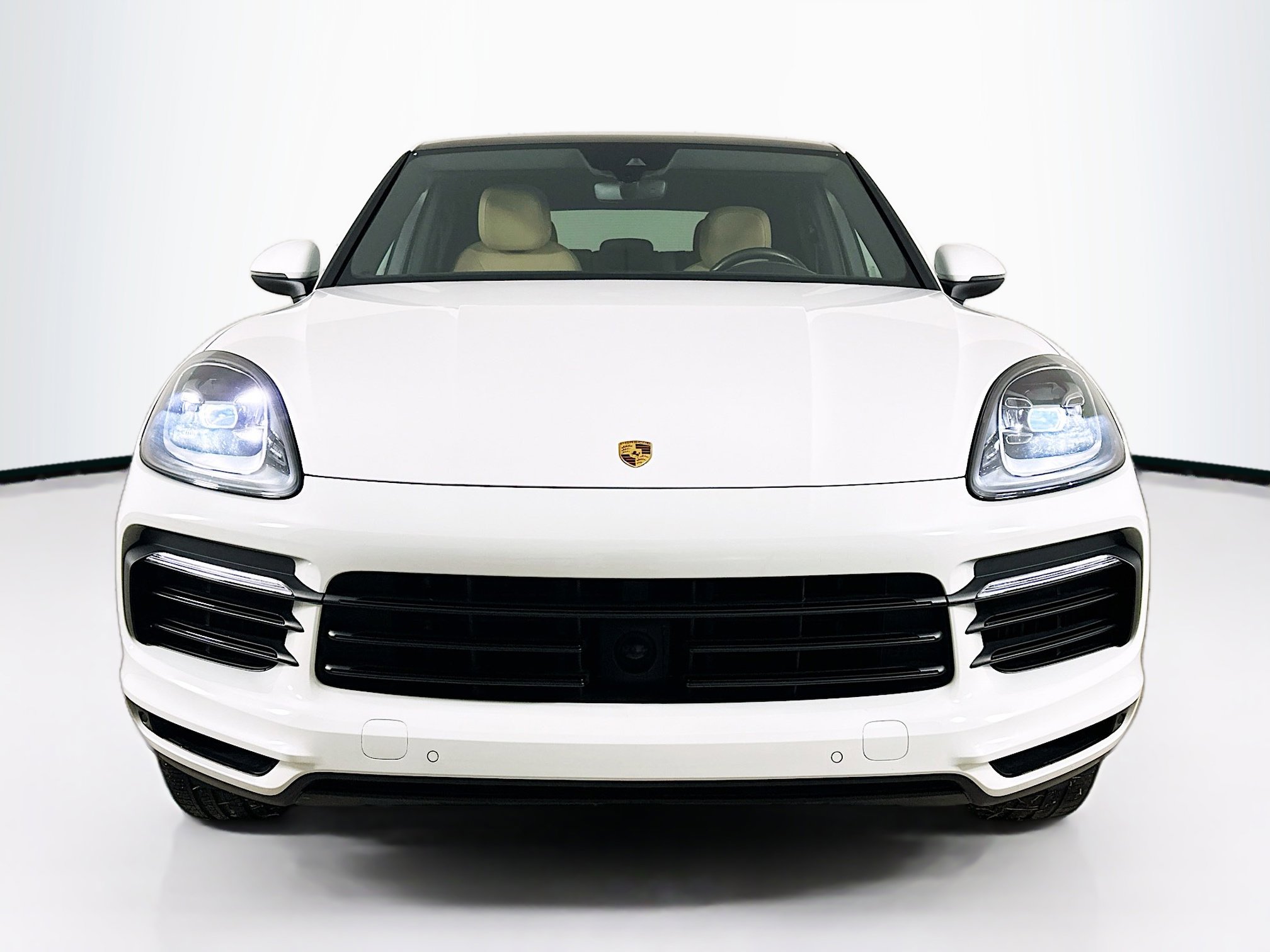 Used 2021 Porsche Cayenne Coupe image 2