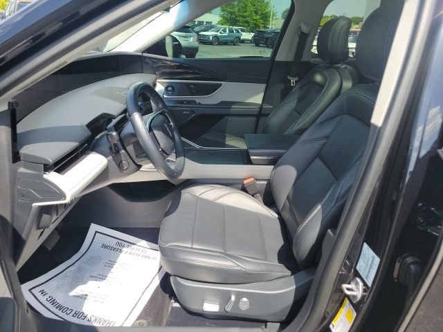 Certified 2024 Lincoln Nautilus Premier w/ Equipment Group 102A AWD/4WD image 4