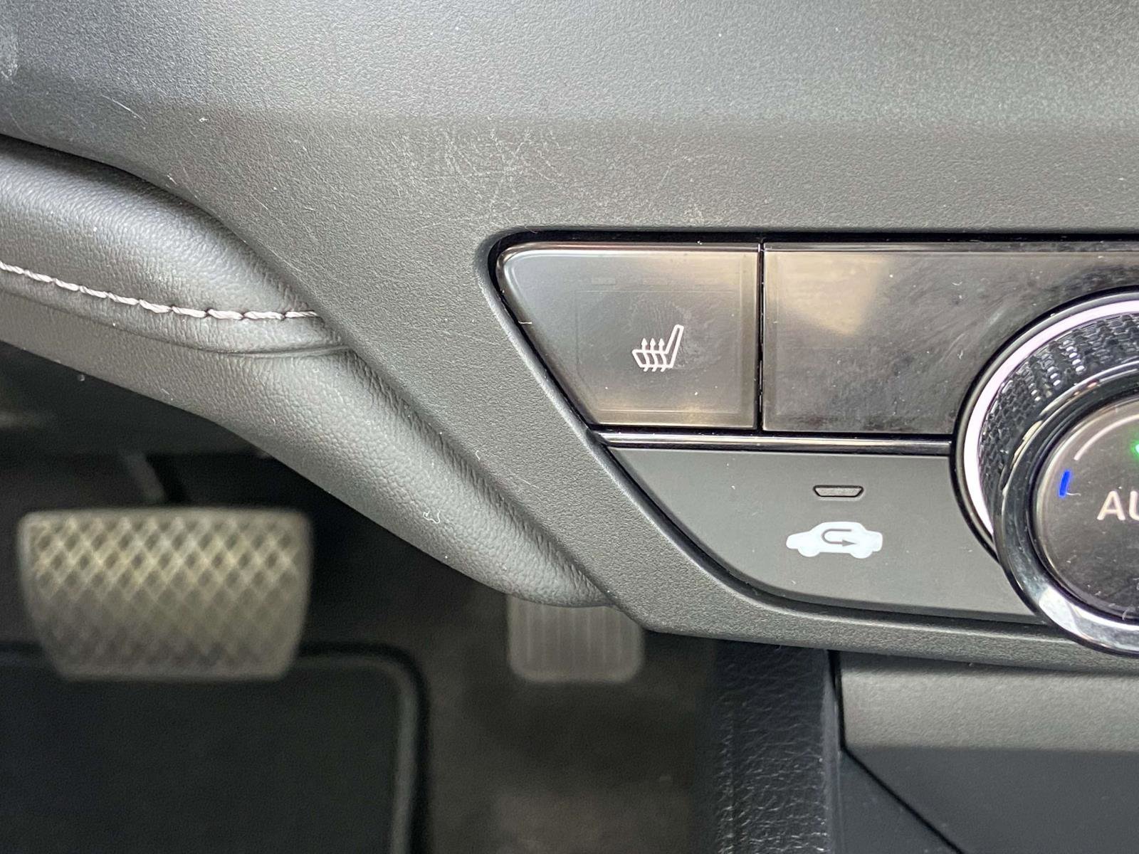 Certified 2024 Honda Accord EX image 16