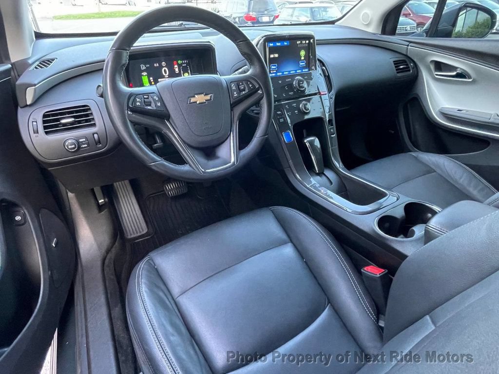 Used 2013 Chevrolet Volt Premium w/ Premium Trim Package FWD image 13