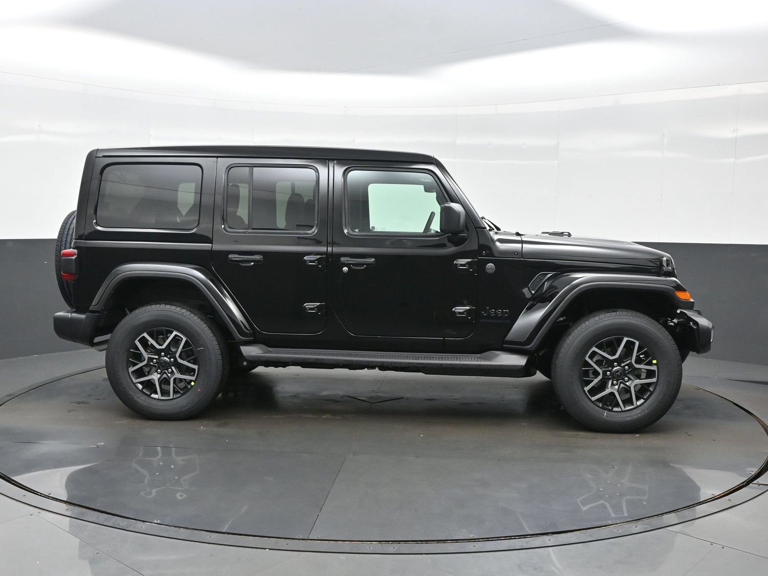 New 2027 Jeep Wrangler Unlimited Sahara AWD/4WD image 10