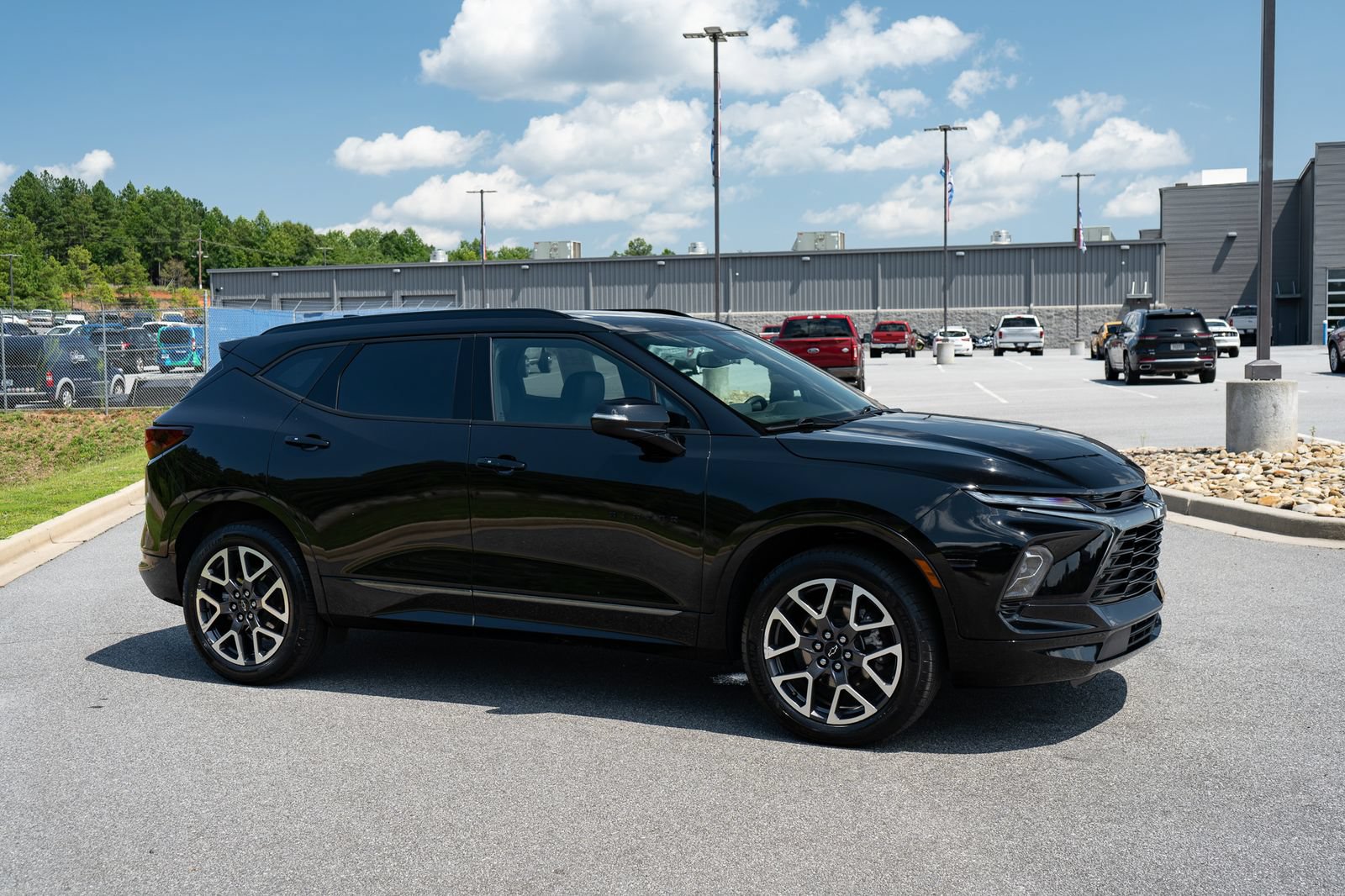 Used 2025 Chevrolet Blazer RS FWD image 12