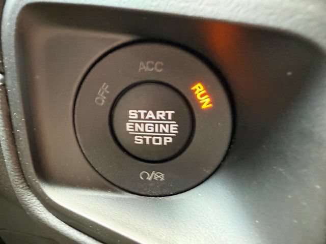Used 2024 Jeep Gladiator Rubicon AWD/4WD image 36