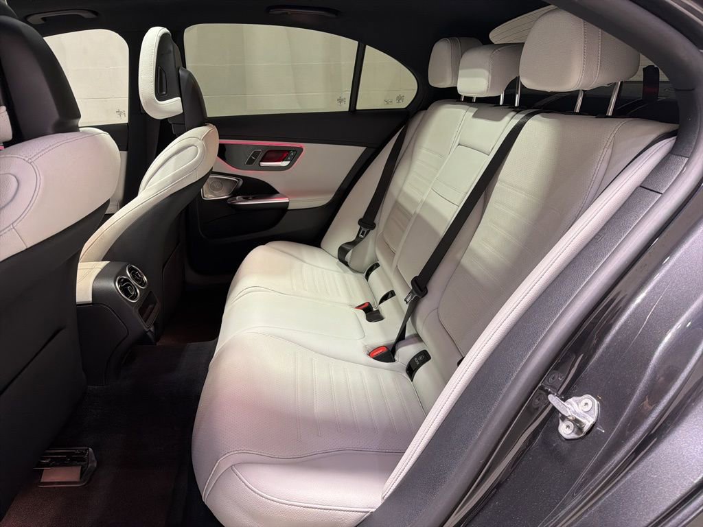 Used 2024 Mercedes-Benz C 300 4MATIC Sedan image 32
