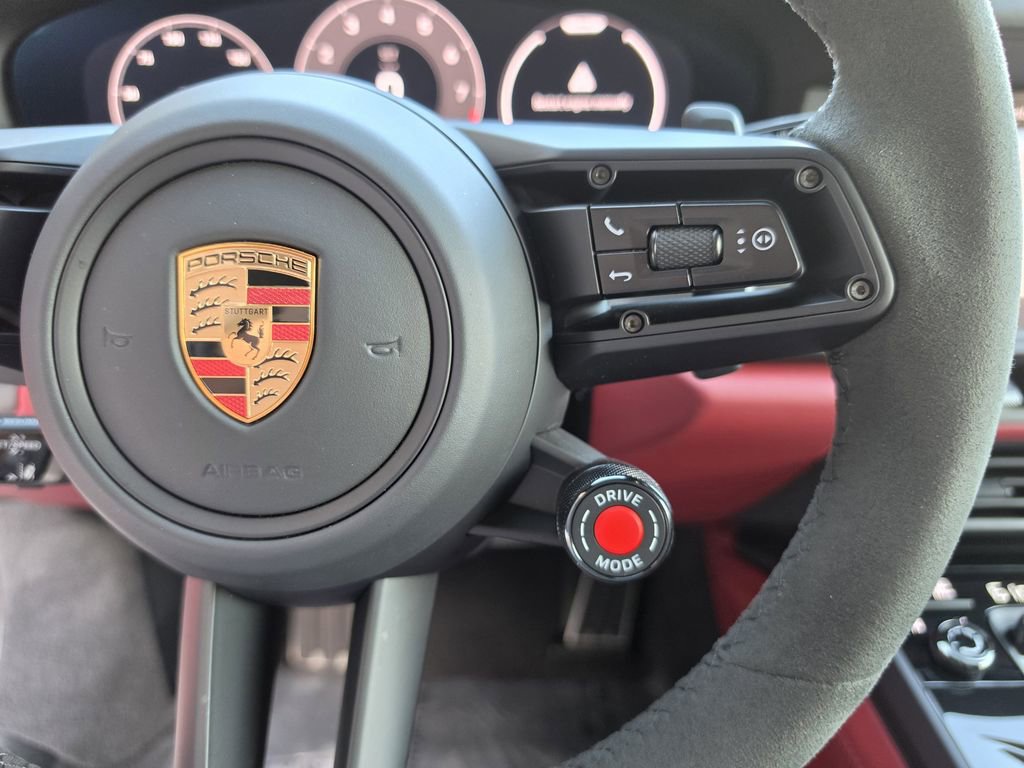 Certified 2025 Porsche 911 Carrera 4 GTS image 26