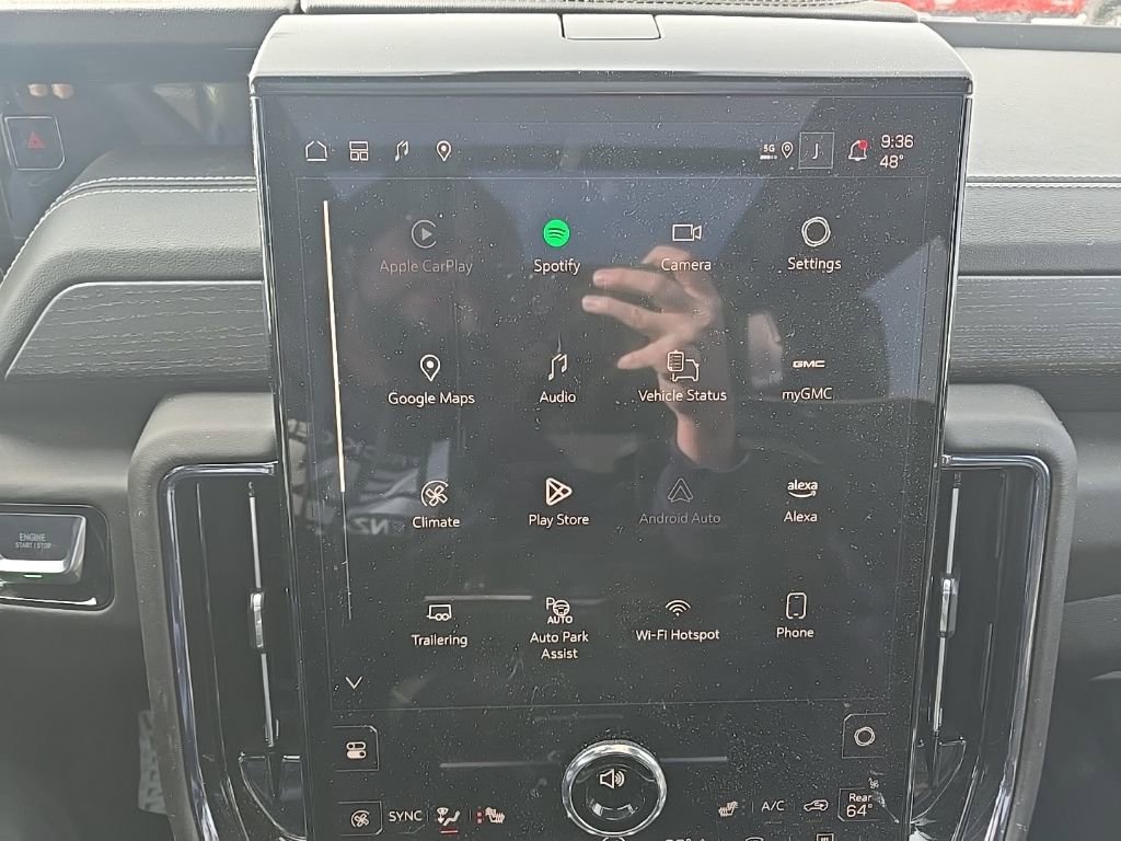 Used 2025 GMC Yukon AT4 Ultimate image 28