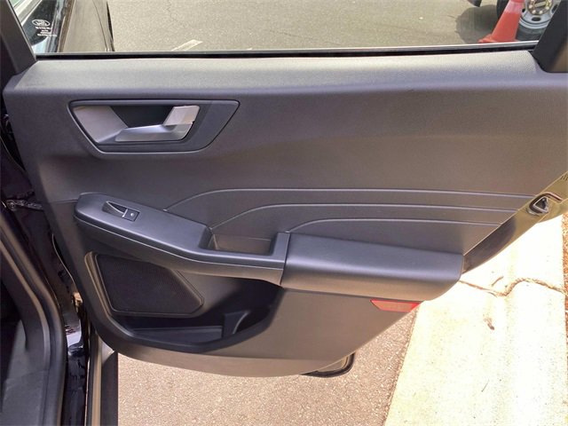 Used 2023 Ford Escape ST-Line Elite image 35