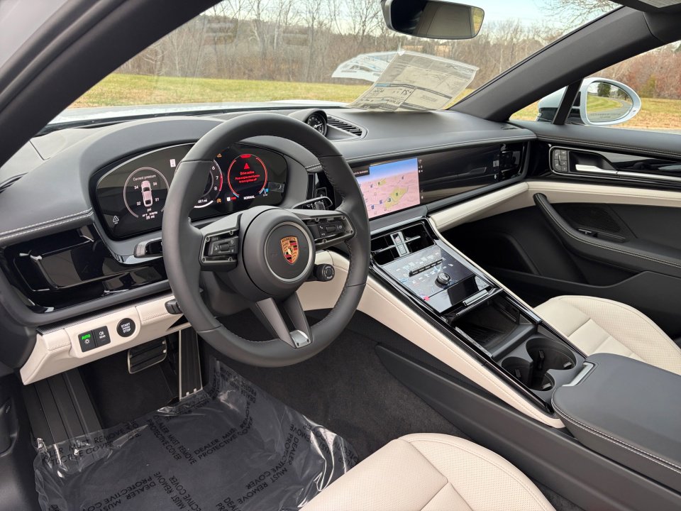 New 2026 Porsche Panamera 4 image 15