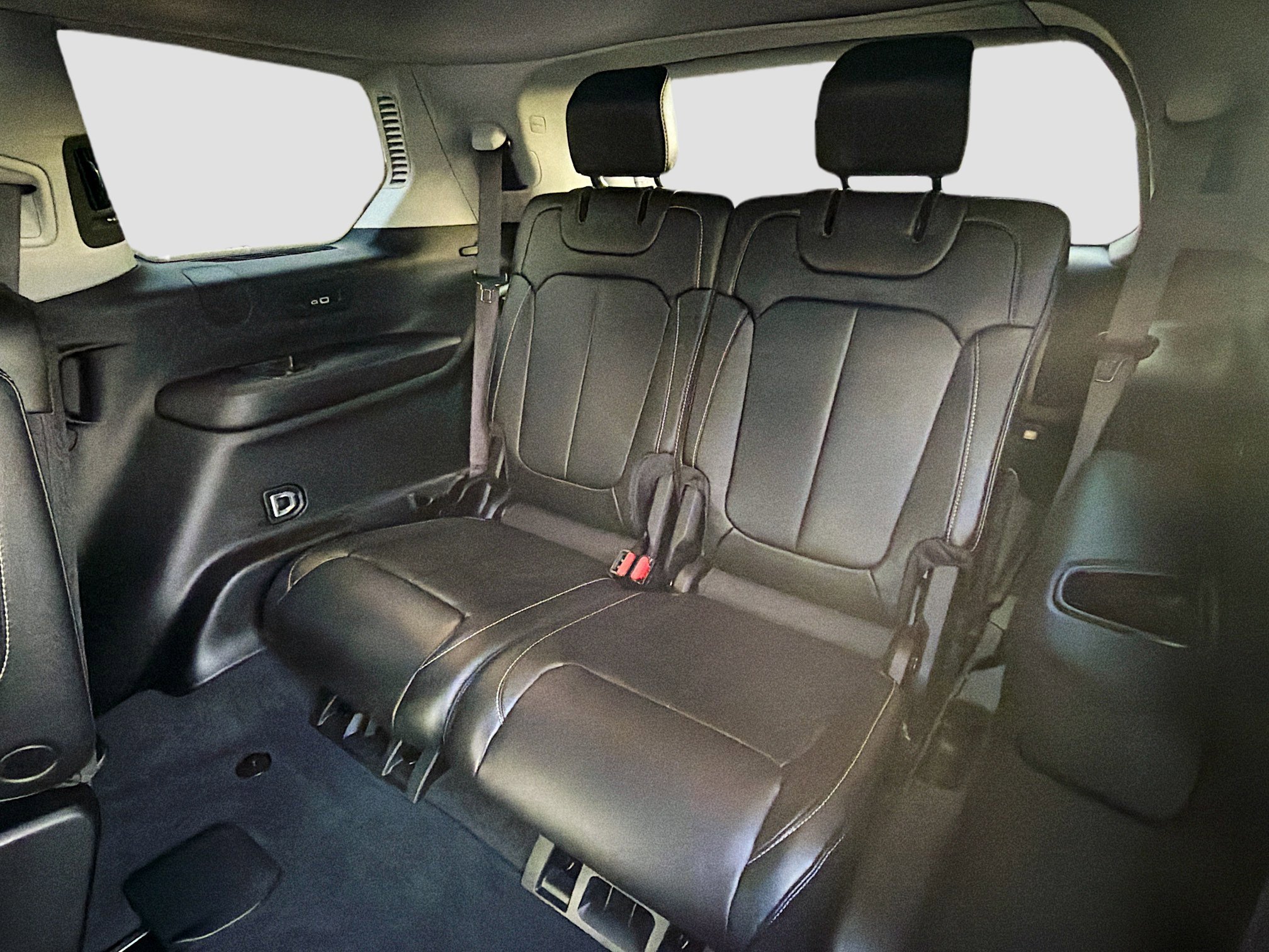 Used 2024 Jeep Grand Cherokee L Limited image 30