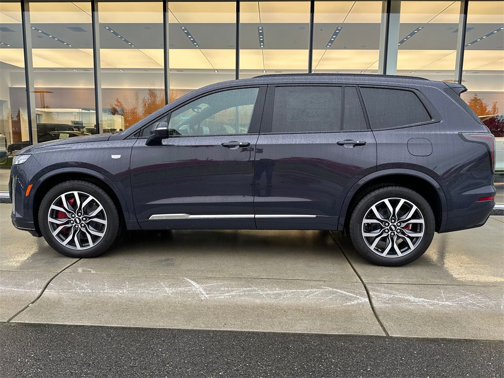 New 2025 Cadillac XT6 Sport w/ Technology Package image 2