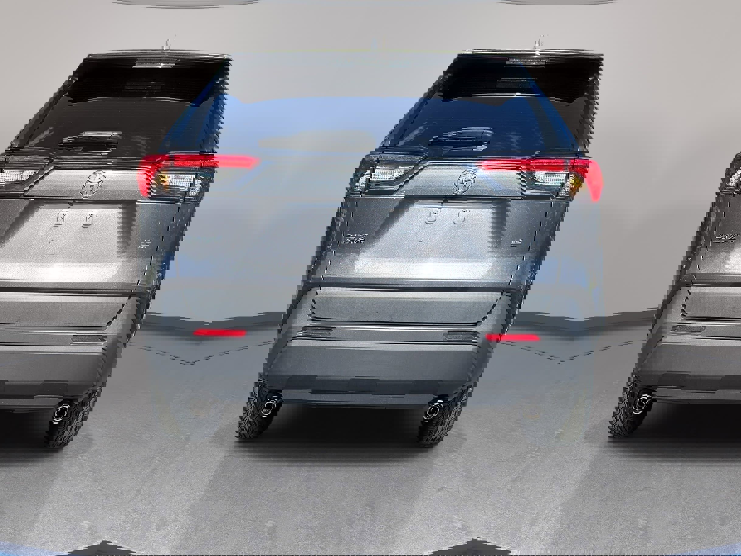 Used 2023 Toyota RAV4 LE image 6