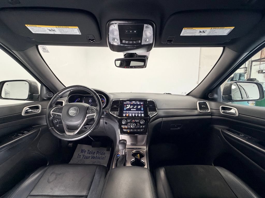 Used 2021 Jeep Grand Cherokee Altitude AWD/4WD image 10