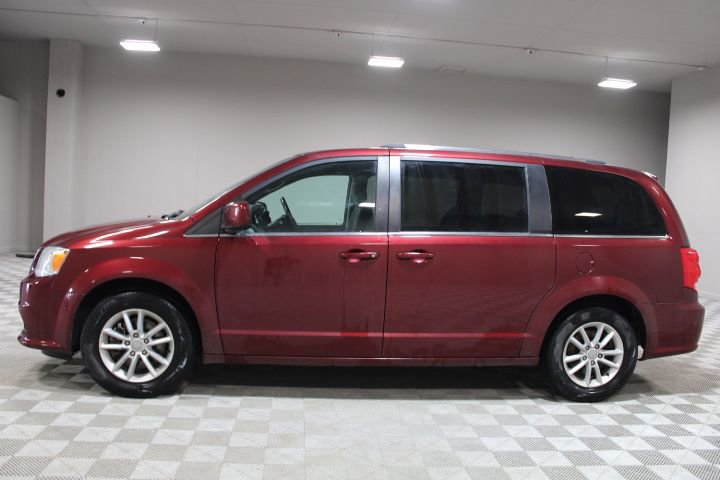Used 2019 Dodge Grand Caravan SXT image 6