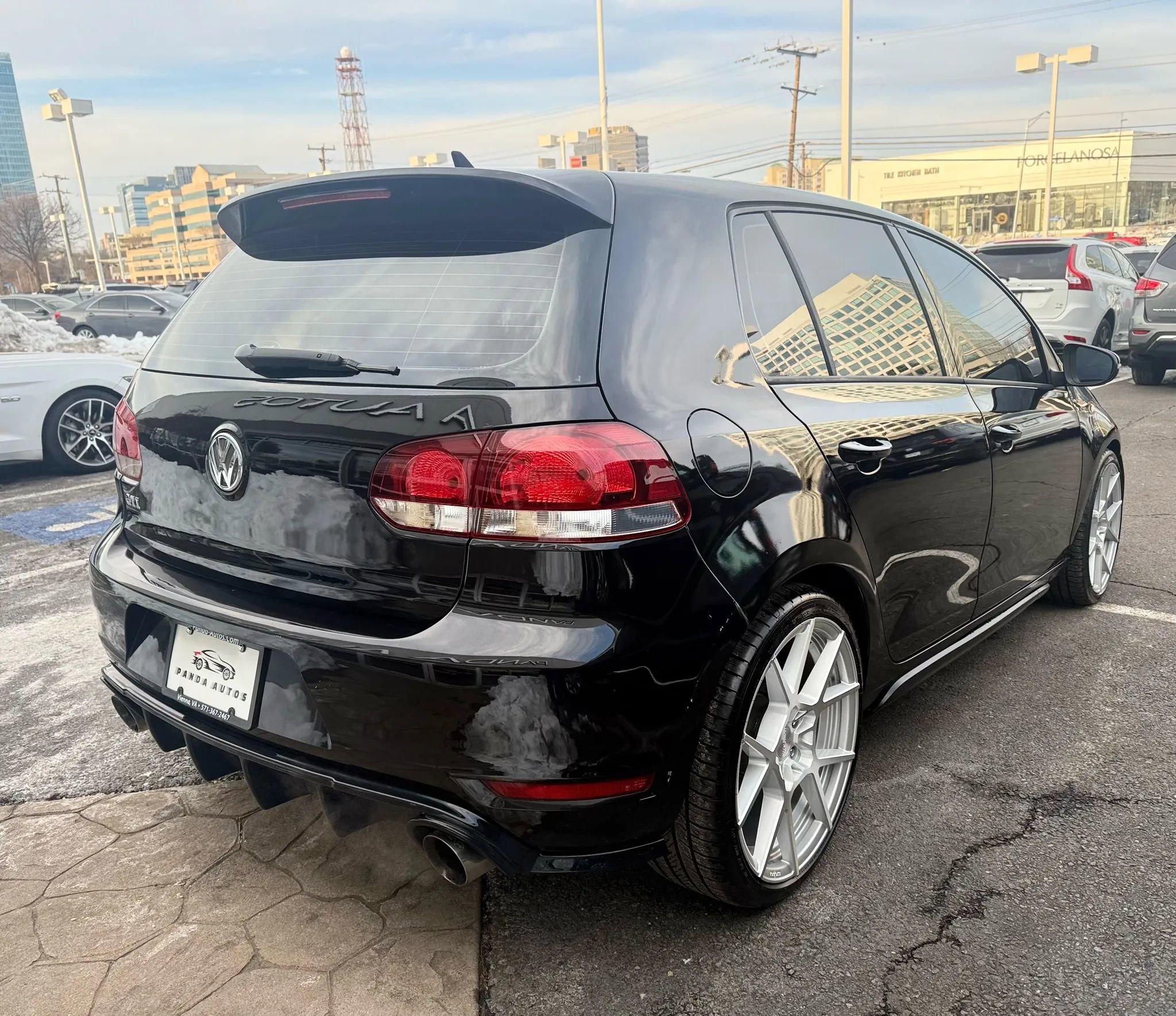 Used 2014 Volkswagen GTI Driver's Edition image 7
