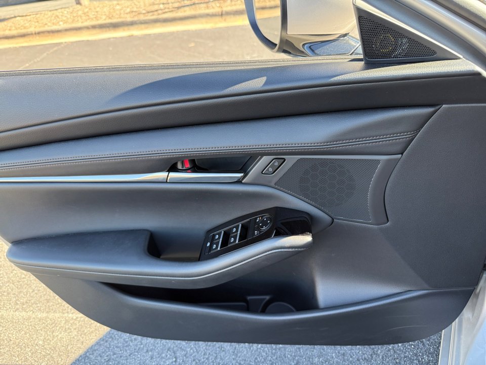 Certified 2025 MAZDA MAZDA3 s image 29