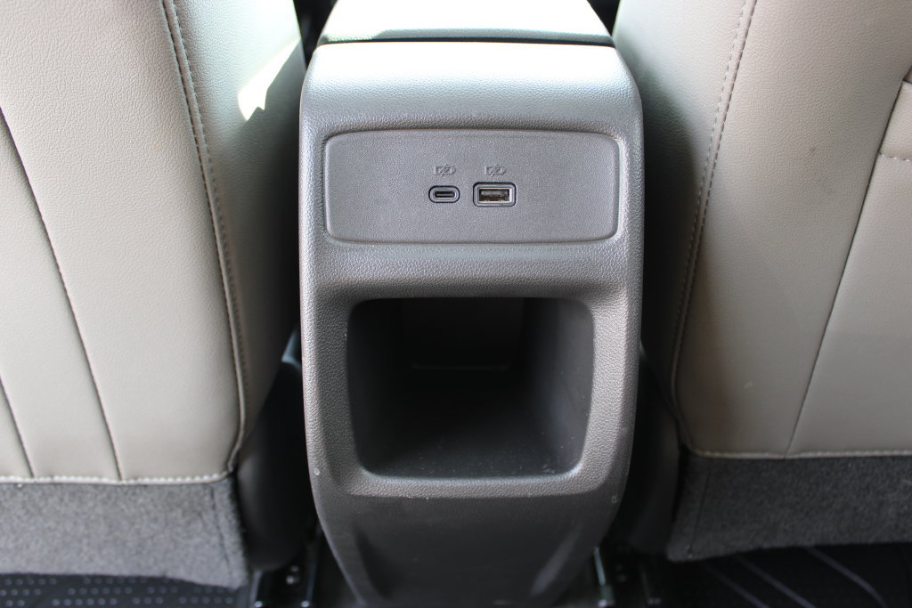 Used 2025 Chevrolet Trax ACTIV w/ Sunroof Package FWD image 33