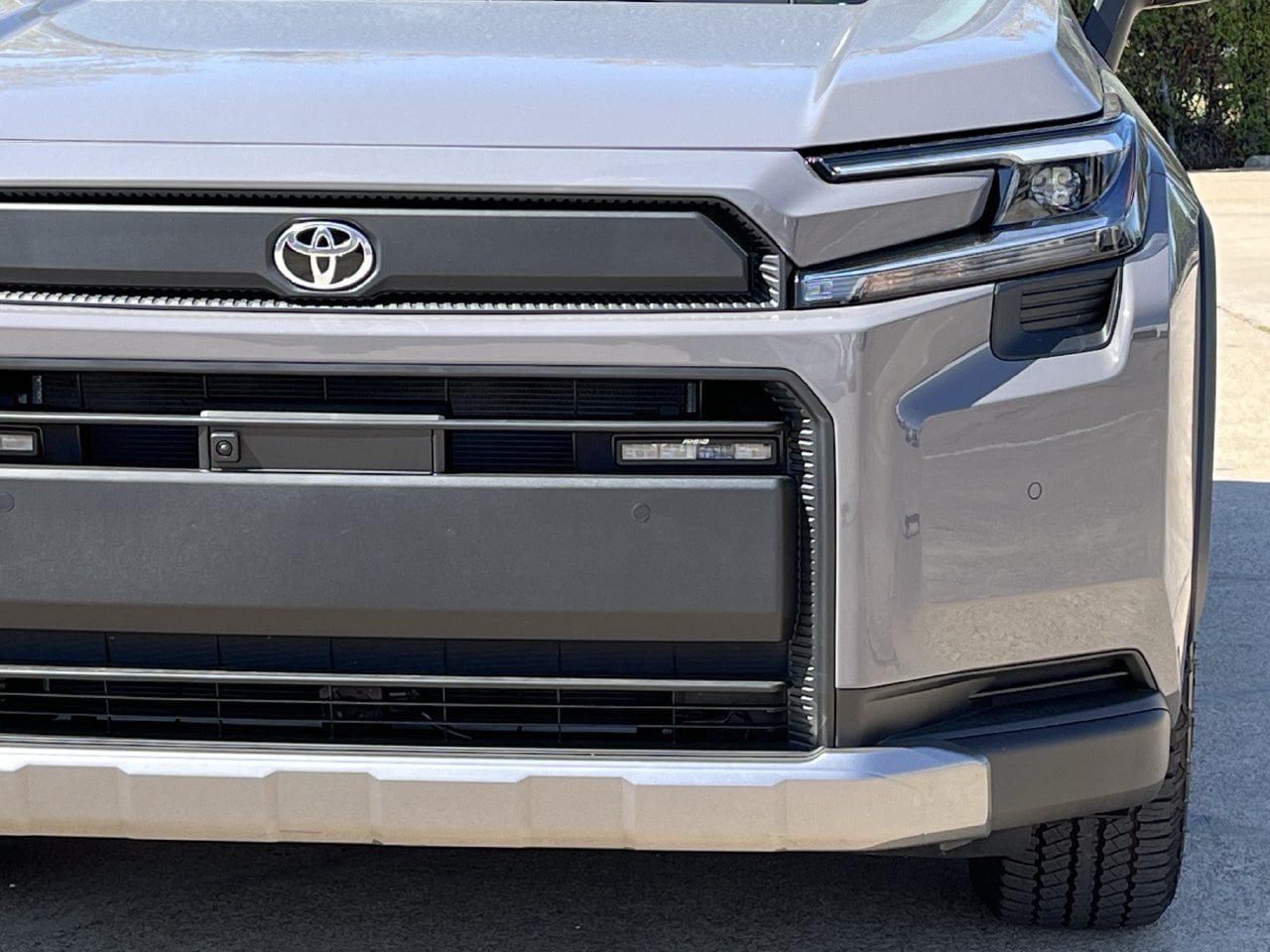 Used 2026 Toyota RAV4 AWD image 8
