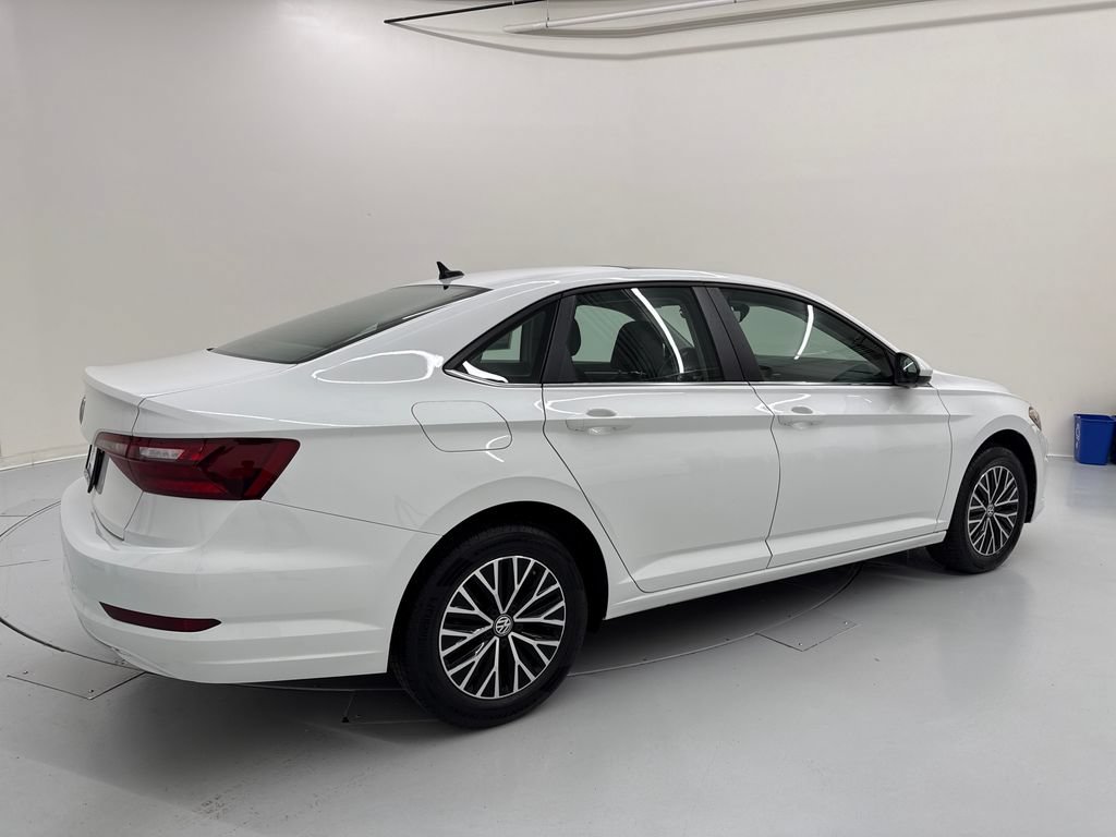 Used 2021 Volkswagen Jetta SE w/ SE Cold Weather Package FWD image 5