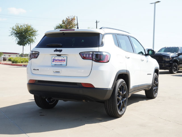 New 2026 Jeep Compass Latitude AWD/4WD image 10