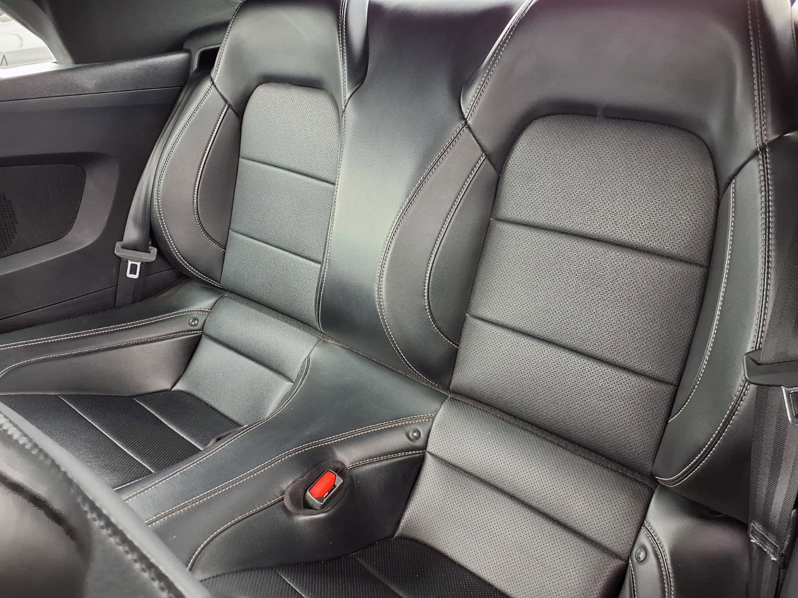 Used 2022 Ford Mustang Premium w/ Equipment Group 201A image 7