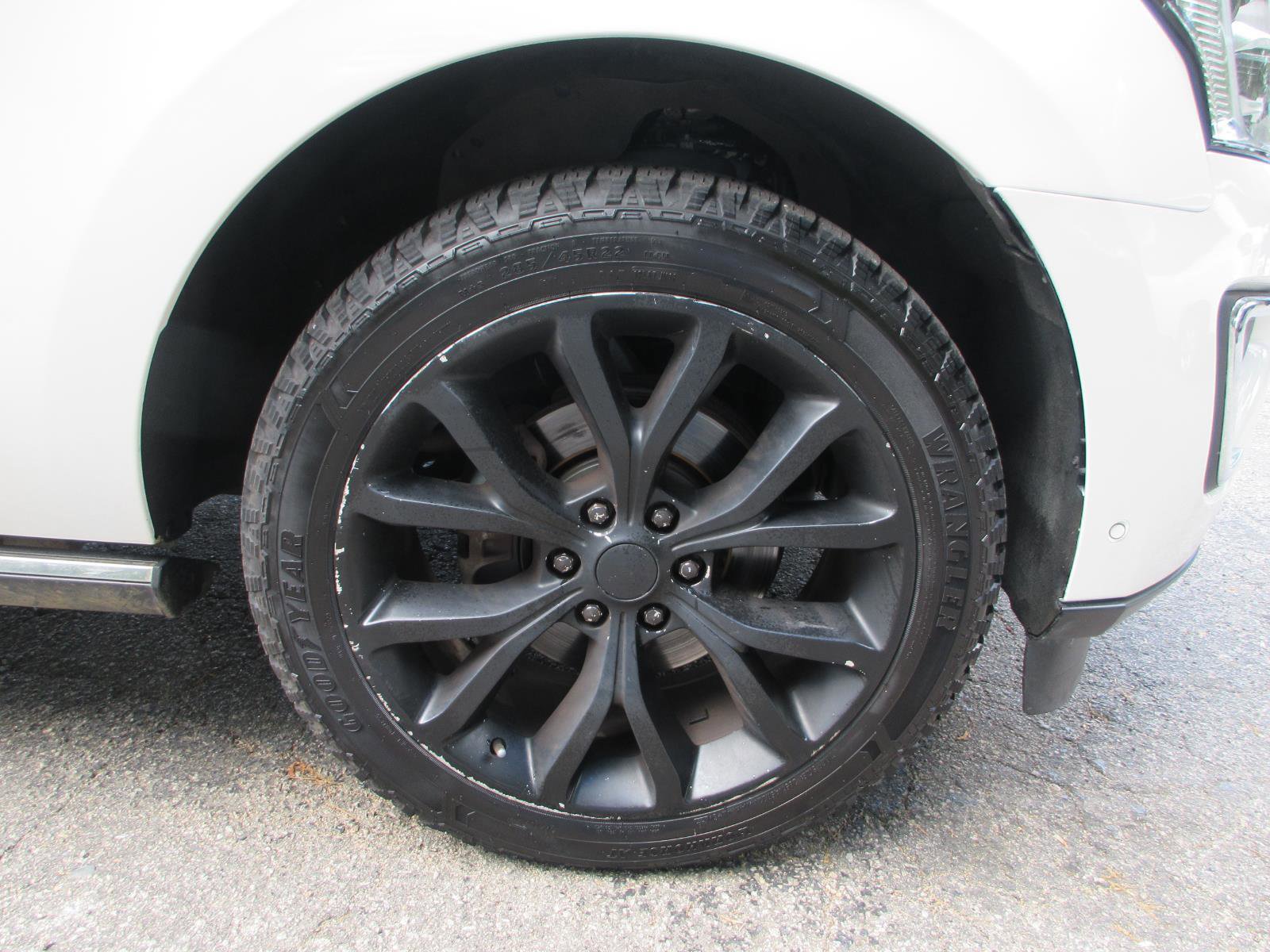 Used 2018 Ford Expedition Max Limited w/ Equipment Group 302A image 27