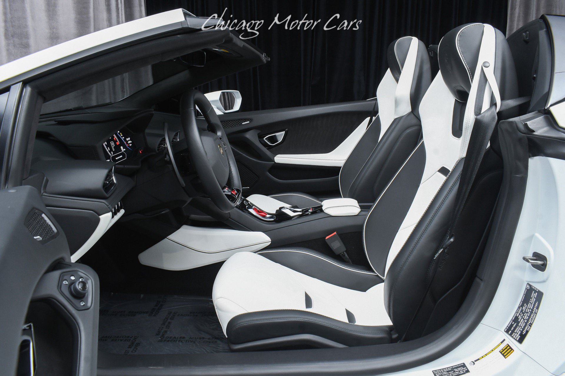 Used 2024 Lamborghini Huracan EVO AWD/4WD image 18