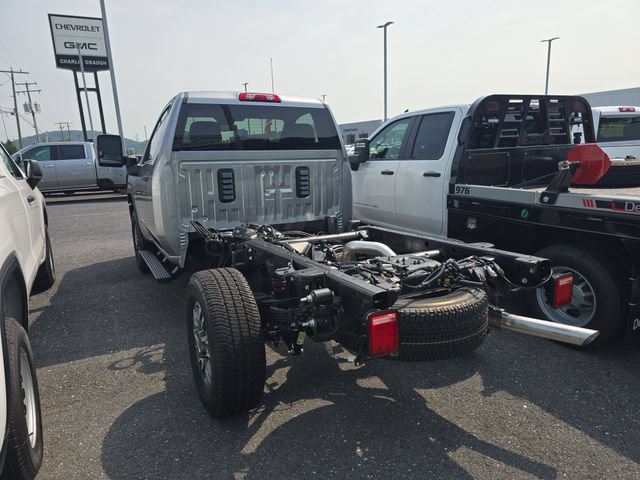 New 2026 GMC Sierra 3500 Pro w/ Convenience Package AWD/4WD image 3