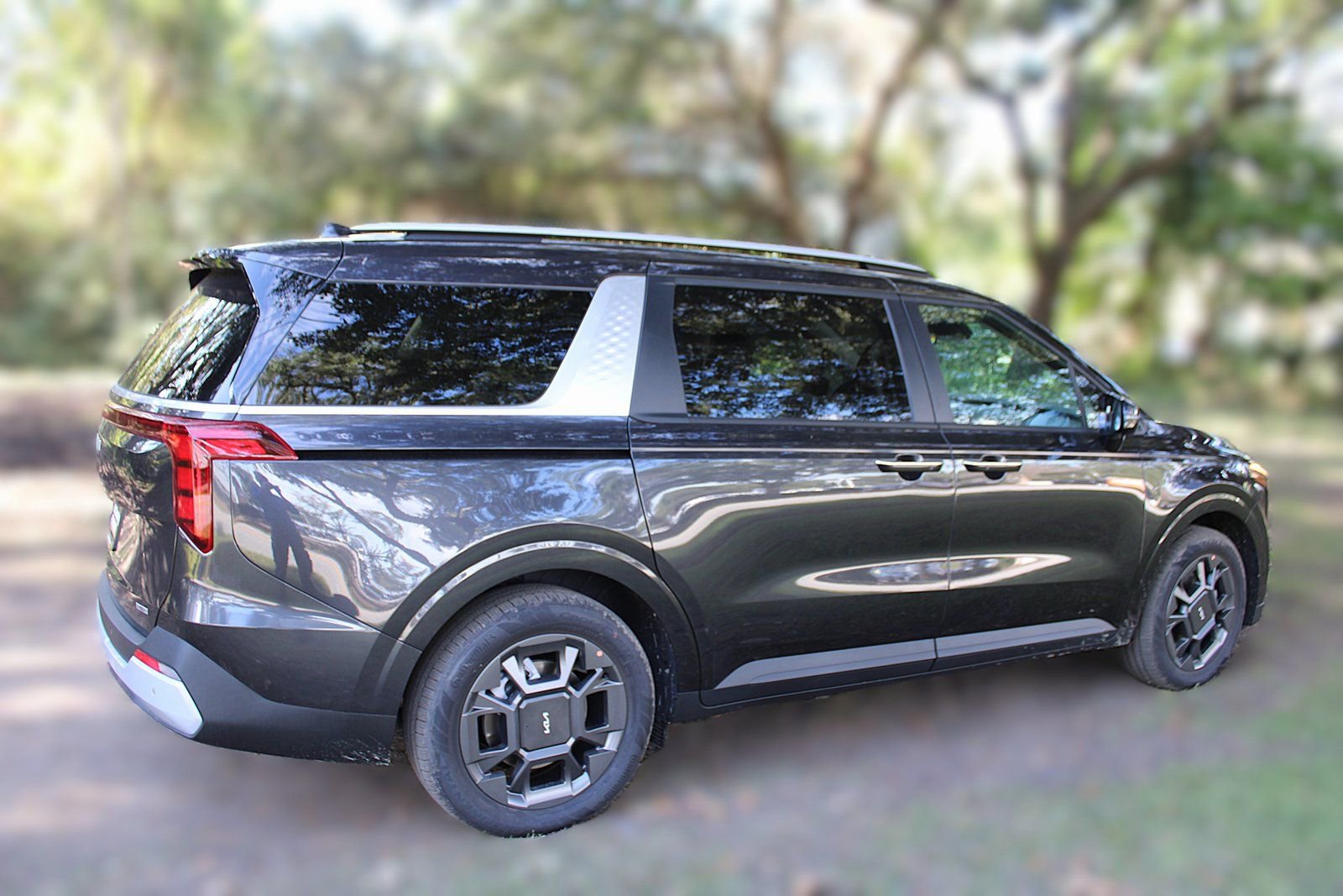 New 2026 Kia Carnival EX image 9