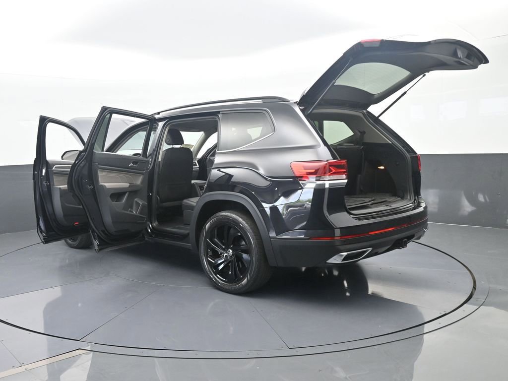 Used 2022 Volkswagen Atlas SE w/ Black Wheel Package image 77