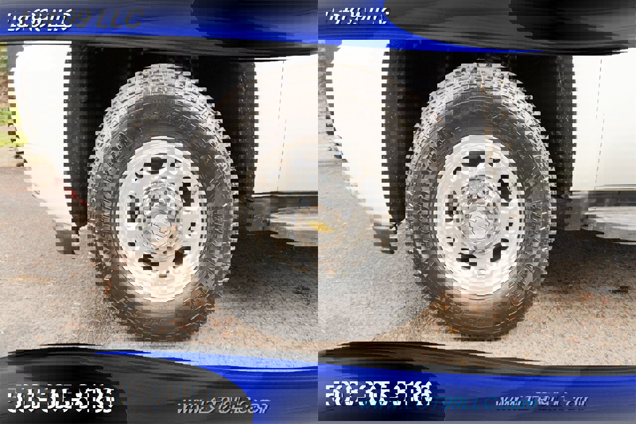 Used 2012 Chevrolet Suburban 2500 w/ Skid Plate Package image 3