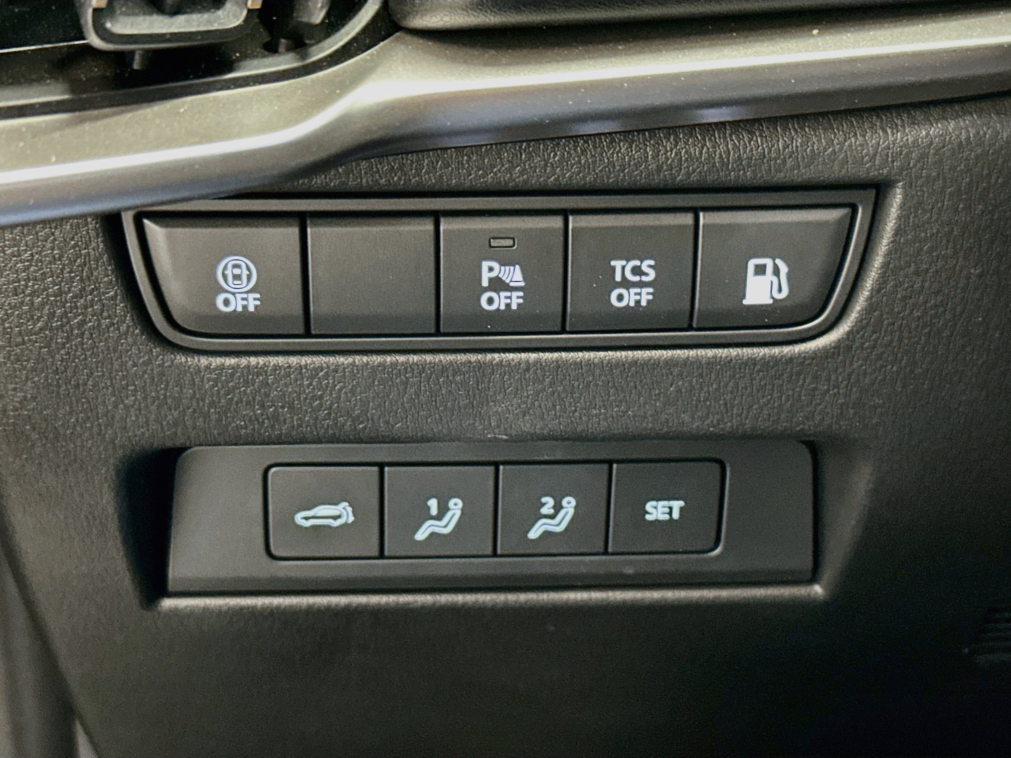 Used 2024 MAZDA CX-90 Plug-In Hybrid w/ Premium Plus AWD/4WD image 17