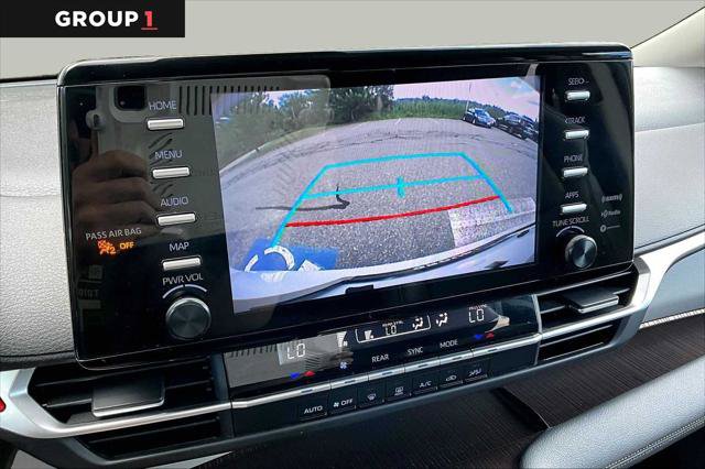 Certified 2023 Toyota Sienna LE FWD image 29