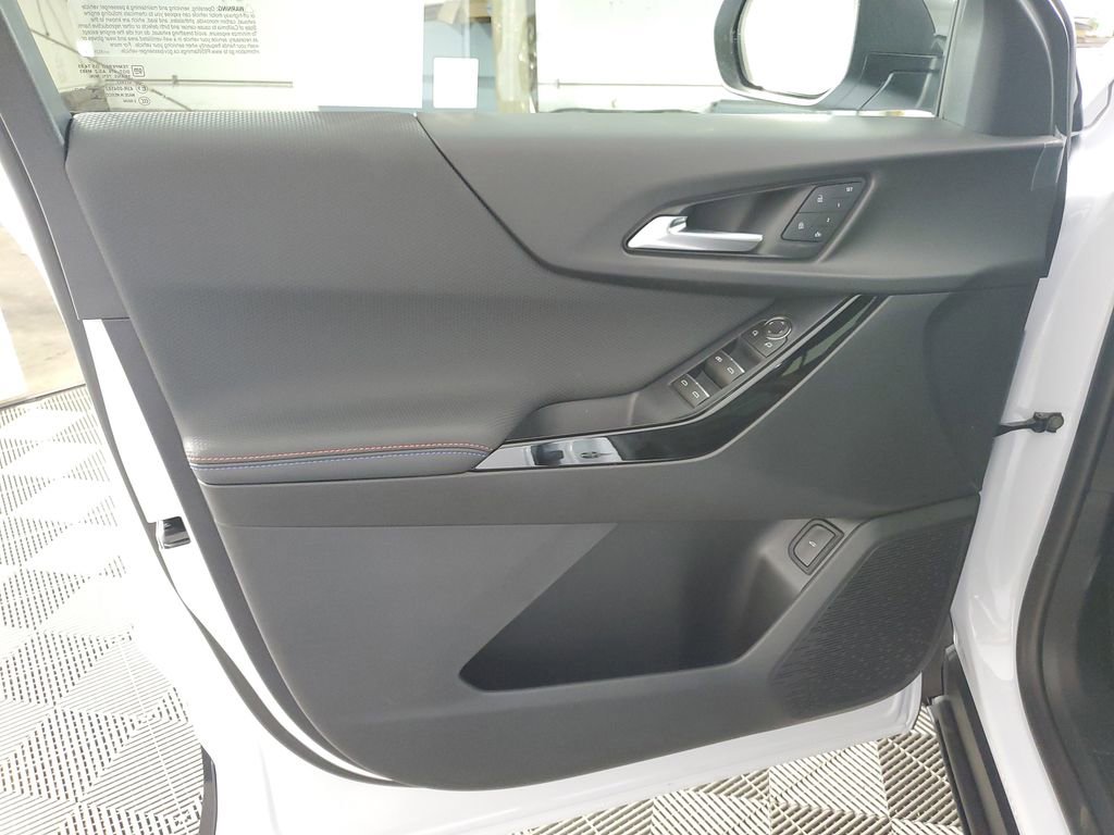 New 2026 Chevrolet Equinox RS FWD image 26