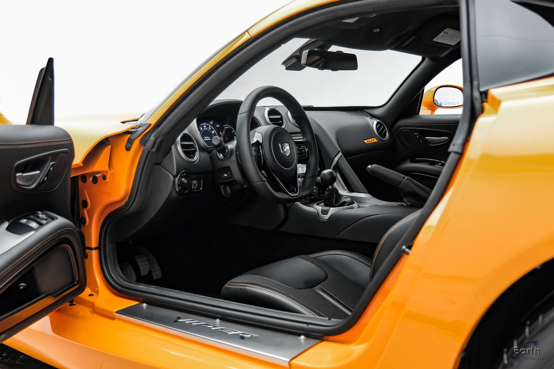 Used 2014 SRT Viper SRT-10 RWD image 44