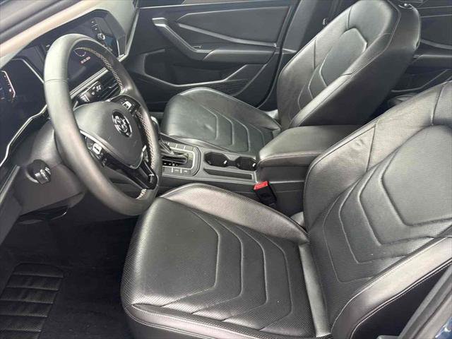 Used 2021 Volkswagen Jetta SEL Premium image 12