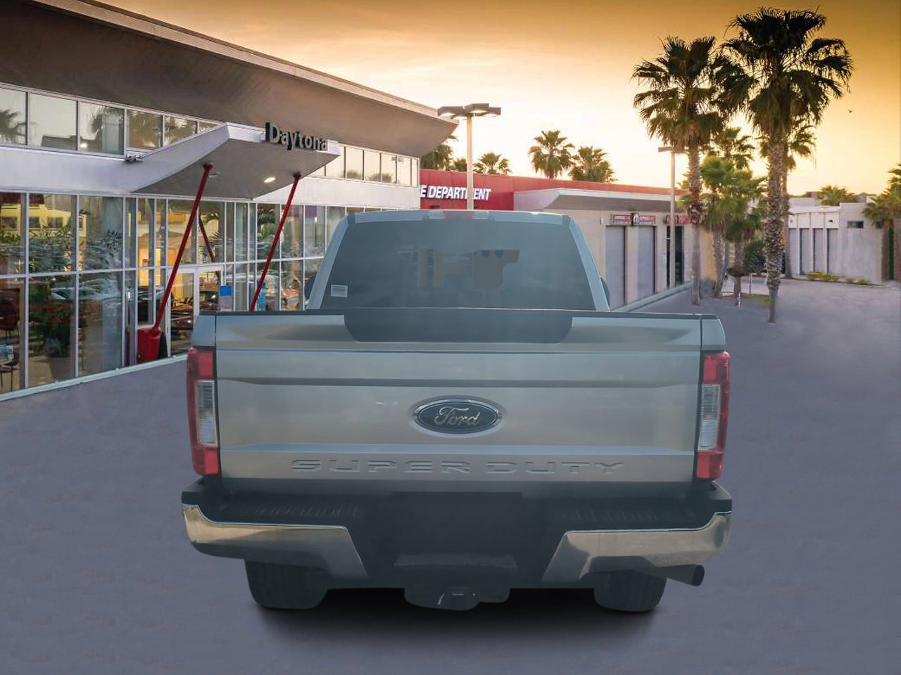 Used 2019 Ford F250 XLT w/ FX4 Off-Road Package image 4