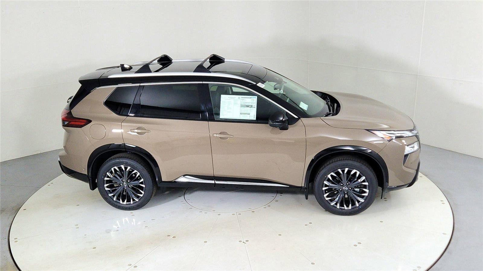 New 2025 Nissan Rogue Platinum w/ Platinum Premium Package image 48