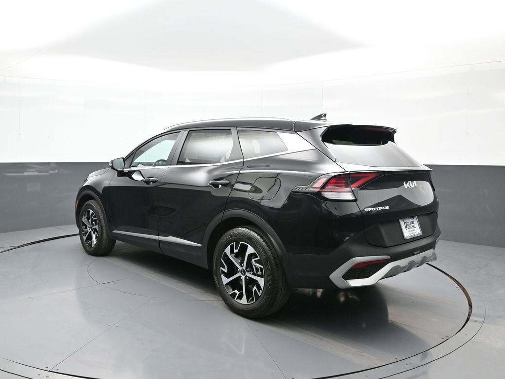 Certified 2023 Kia Sportage EX AWD/4WD image 8