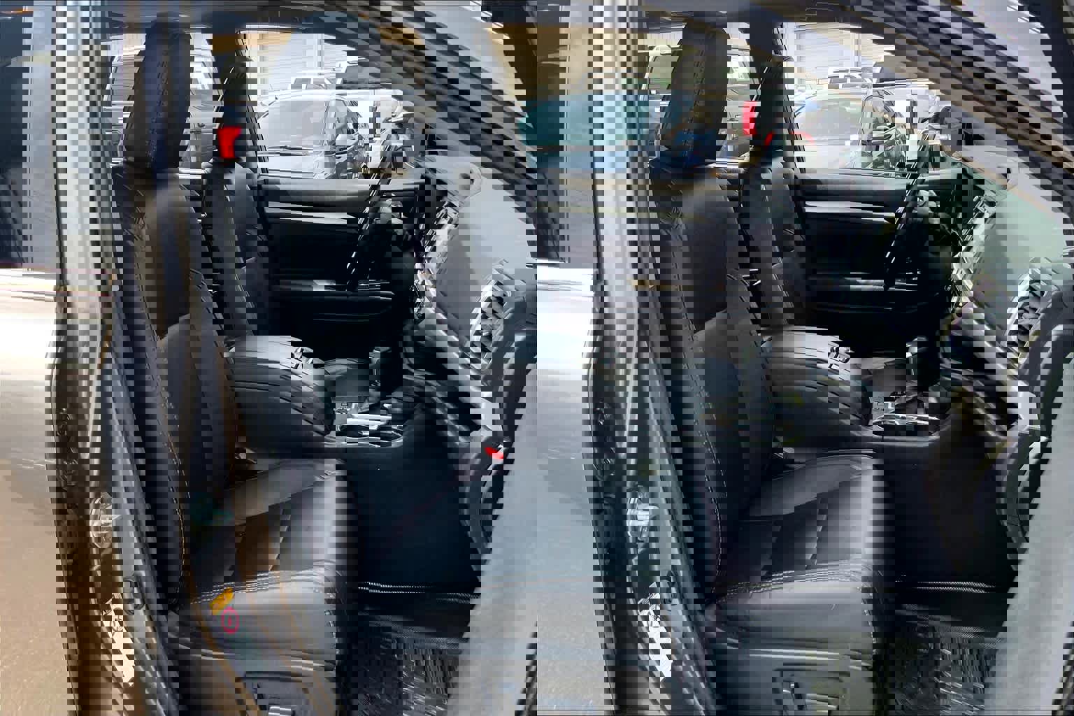 Used 2017 Toyota Highlander XLE image 8