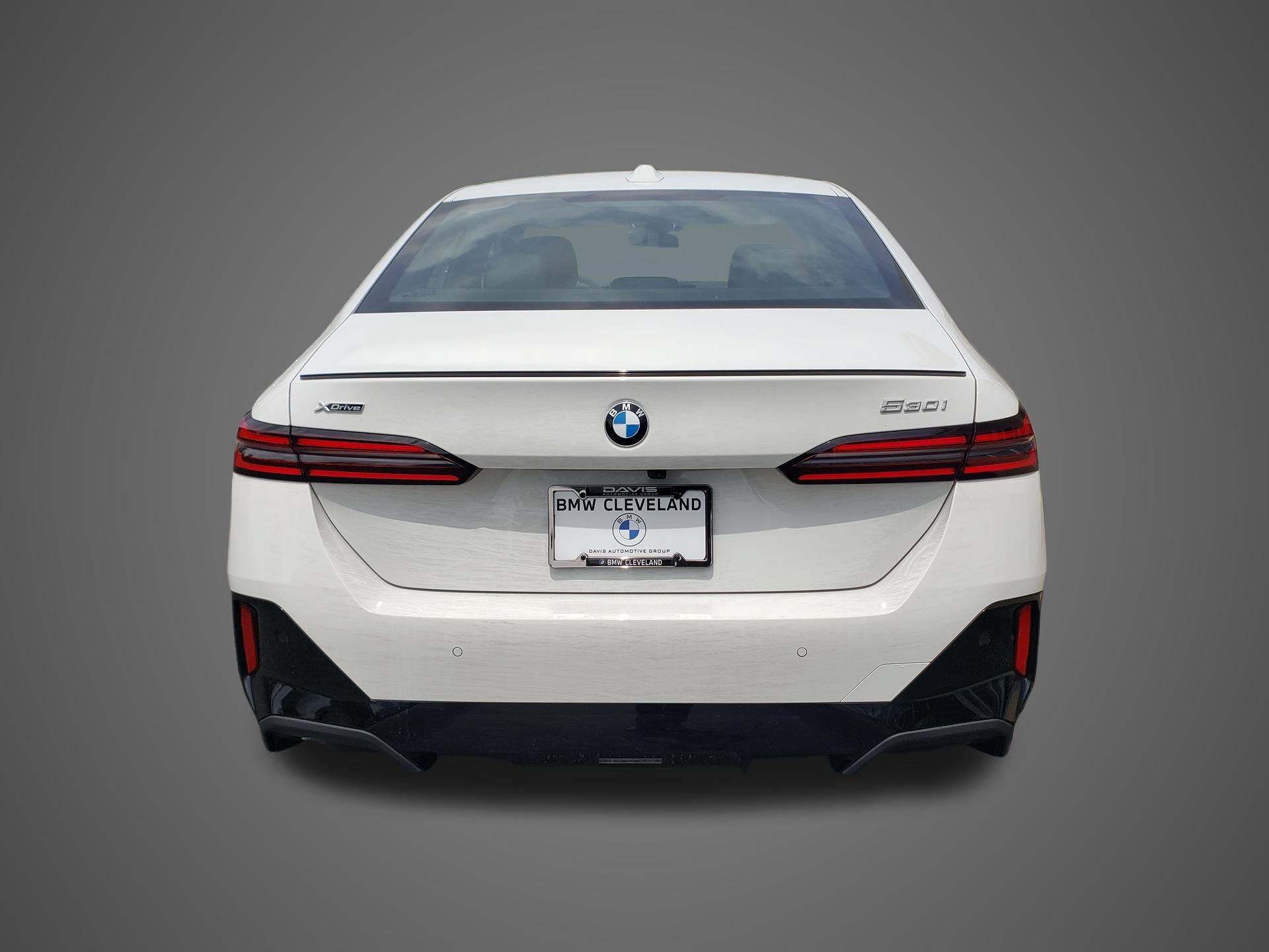 New 2027 BMW 530i xDrive w/ M Sport Package AWD/4WD image 6