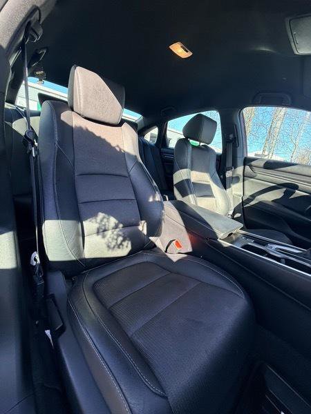 Used 2019 Honda Accord Sport image 10