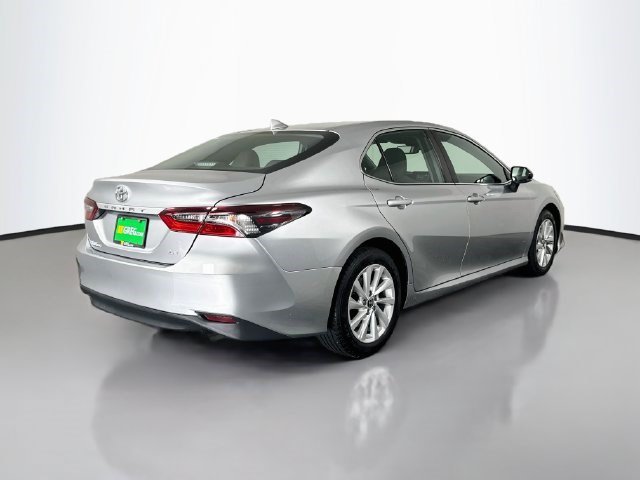 Used 2024 Toyota Camry LE w/ Convenience Package FWD image 10