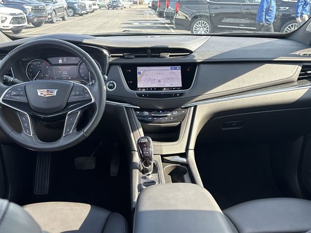 Certified 2023 Cadillac XT5 Premium Luxury image 21