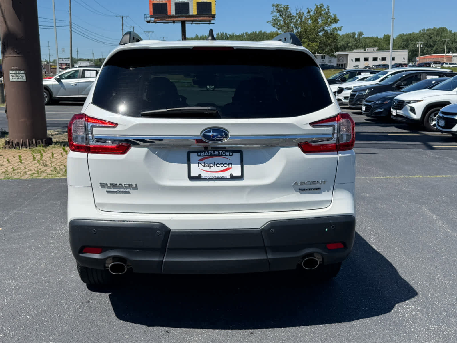 Used 2023 Subaru Ascent Limited AWD/4WD image 6