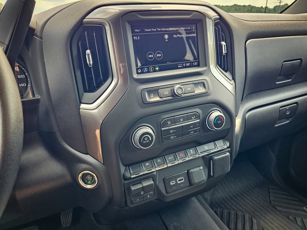 Used 2025 Chevrolet Silverado 1500 Custom Trail Boss AWD/4WD image 22