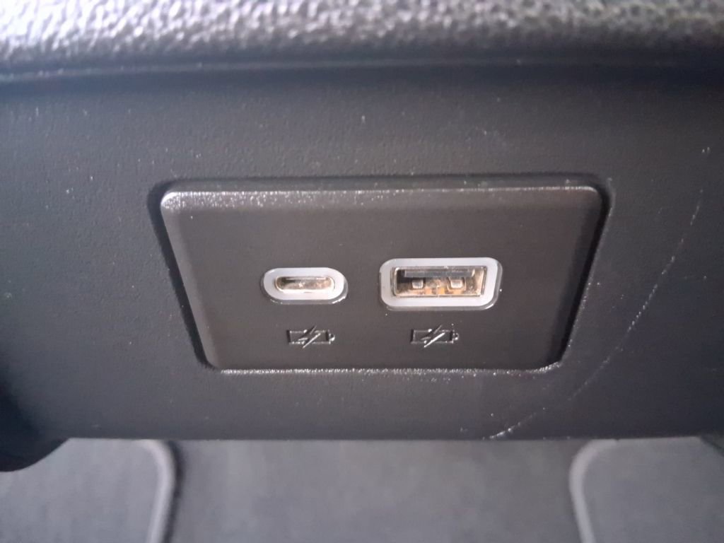 Used 2019 Chevrolet Blazer LT image 19