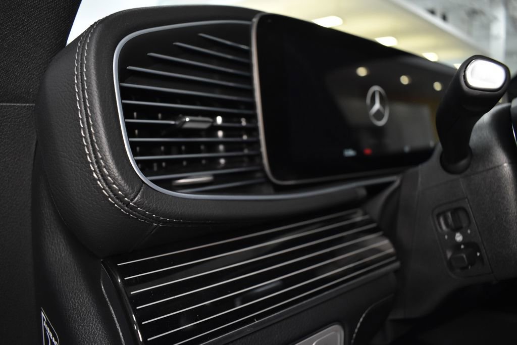 Certified 2024 Mercedes-Benz GLE 580 4MATIC image 25