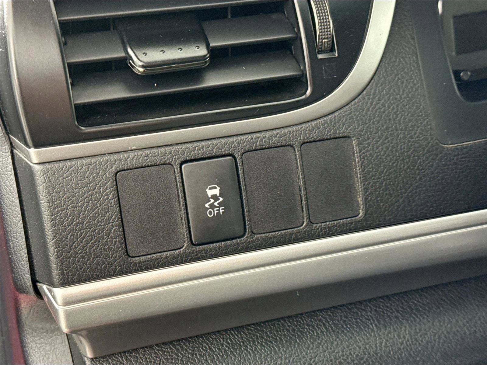 Used 2014 Toyota Camry SE w/ Fleet Convenience Package FWD image 13