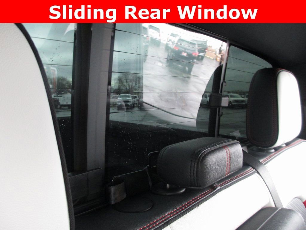 Used 2024 GMC Canyon AT4X image 25