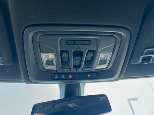 Used 2020 GMC Sierra 1500 AT4 w/ AT4 Preferred Package AWD/4WD image 26